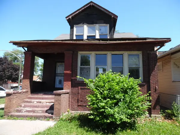 556 W 111th ST, Chicago, IL 60628