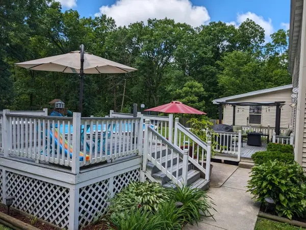 8951 E 137th AVE, Hebron, IN 46341