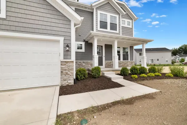 2423 Dunewood ST, Portage, IN 46368