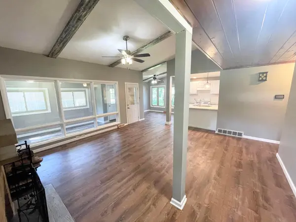 1350 Nealon DR, Portage, IN 46368