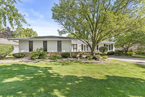 1311 Oriole DR, Munster, IN 46321