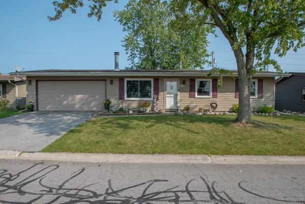 523 Raven RD, Valparaiso, IN 46385