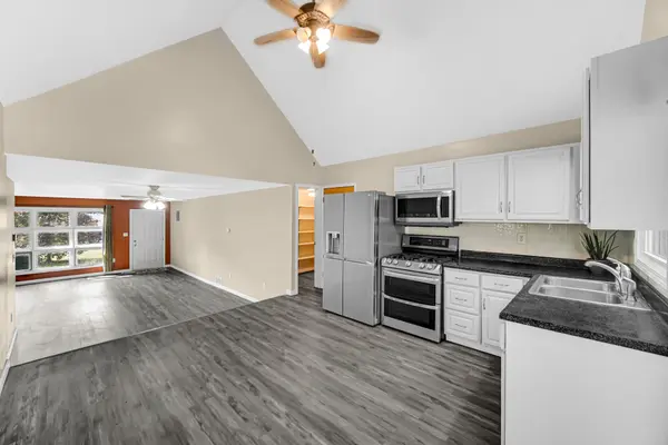 1260 Lawson Lane, Porter, IN 46304
