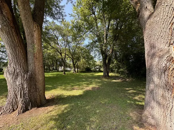 5074 Sunrise Avenue, Portage, IN 46368