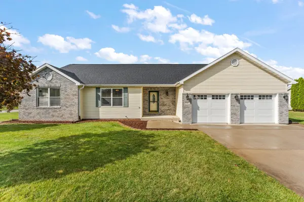 334 Forsythia SE Street, Demotte, IN 46310