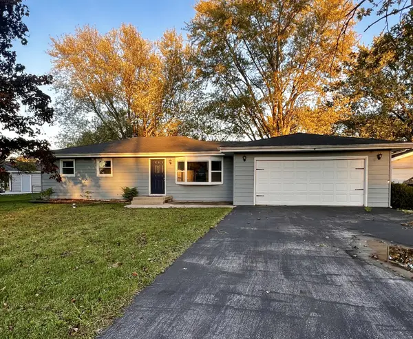 10401 Jennings PL, Crown Point, IN 46307
