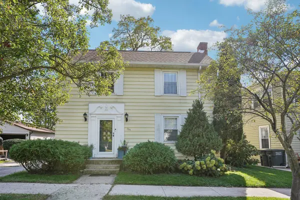 155 Walnut ST, Valparaiso, IN 46383