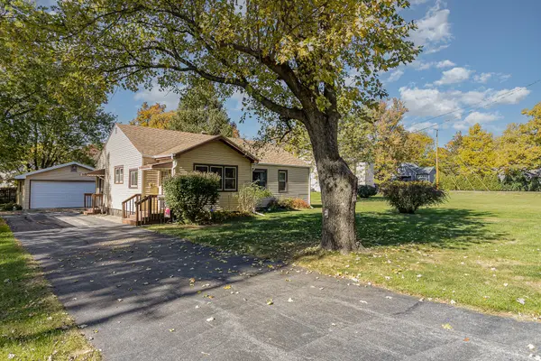119 Prairie ST,  Lowell,  IN 46356
