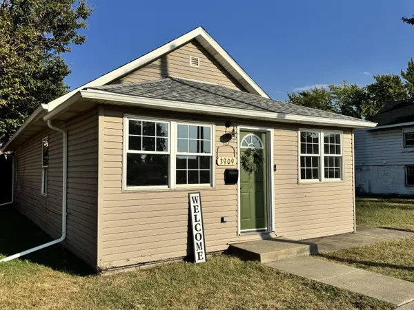 3909 Mccook AVE, East Chicago, IN 46312
