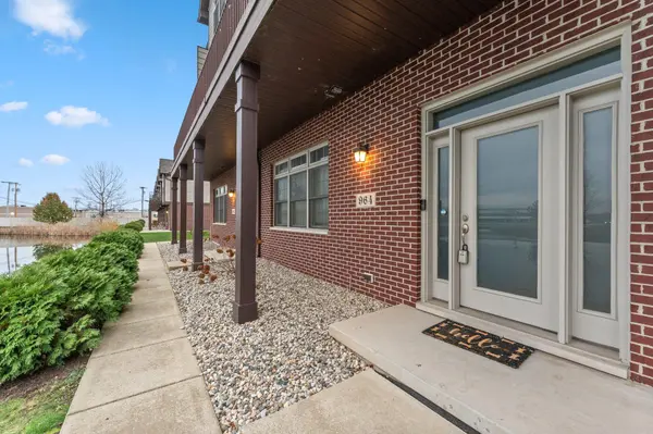 964 Fountain PL, Schererville, IN 46375