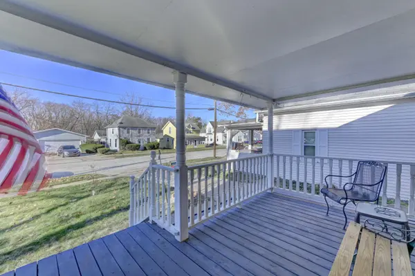 233 S Linda ST, Hobart, IN 46342