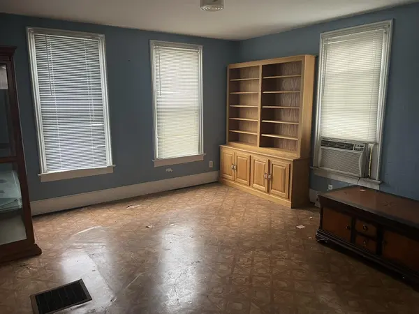 1302 Buffalo ST, Michigan City, IN 46360