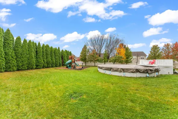 7833 E 104th PL, Crown Point, IN 46307