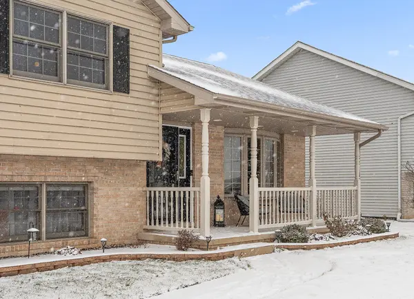 6594 Stillwater AVE, Portage, IN 46368