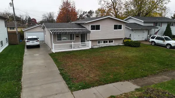 3106 Farmer DR, Highland, IN 46322