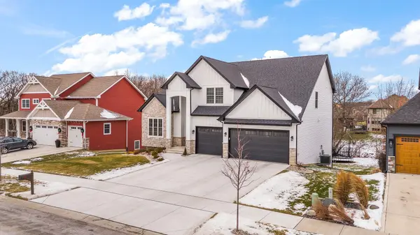 1847 Louis DR, Crown Point, IN 46307