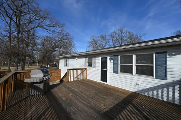 1167 S Woodlawn DR, Winamac, IN 46996