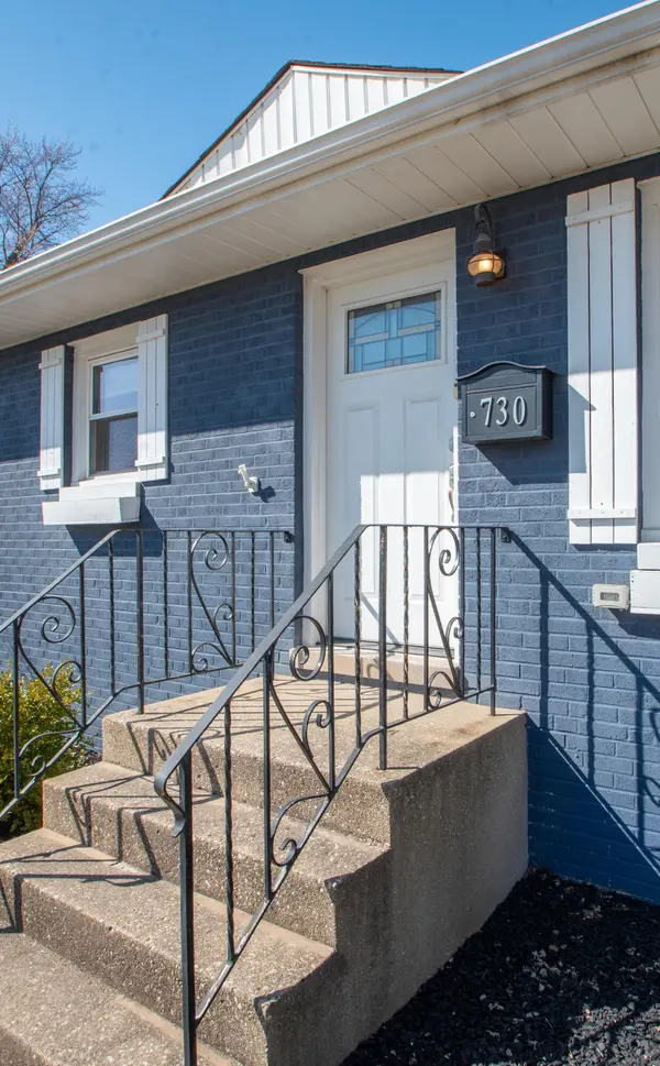 730 N Rensselaer AVE, Griffith, IN 46319