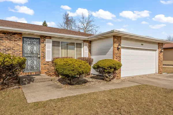 2836 W 63rd LN, Merrillville, IN 46410