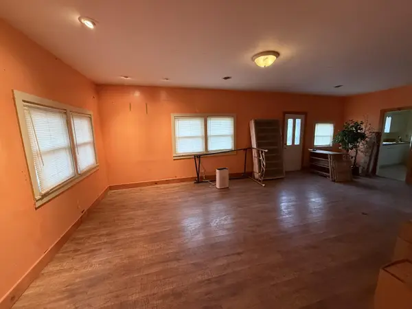 4812 E Bootjack RD, Rolling Prairie, IN 46371