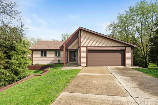654 Harvest CT, Crown Point, IN 46307