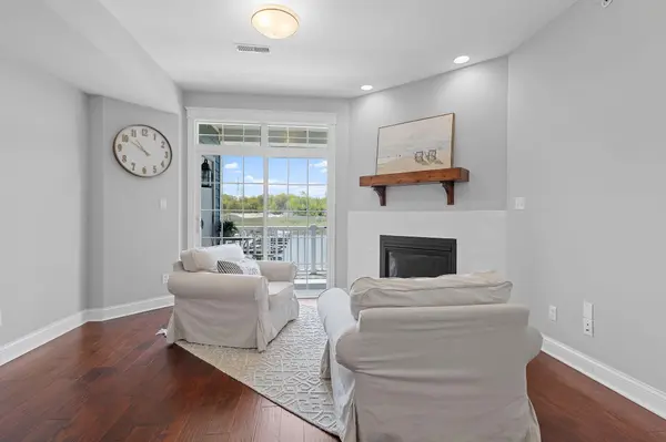 6009 S Dune Harbor Drive #203, Portage, IN 46368