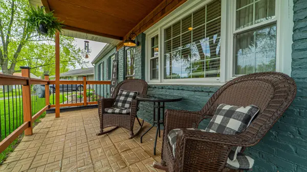 10622 Baker ST, Crown Point, IN 46307