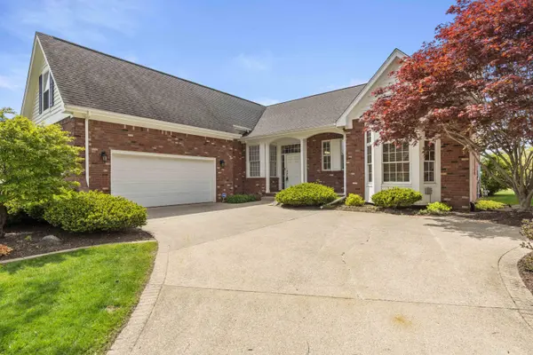 285 Turnberry CT, Valparaiso, IN 46385