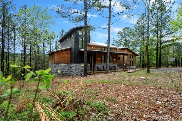 784 N LUKFATA FORK TRL, Broken Bow, OK 74728