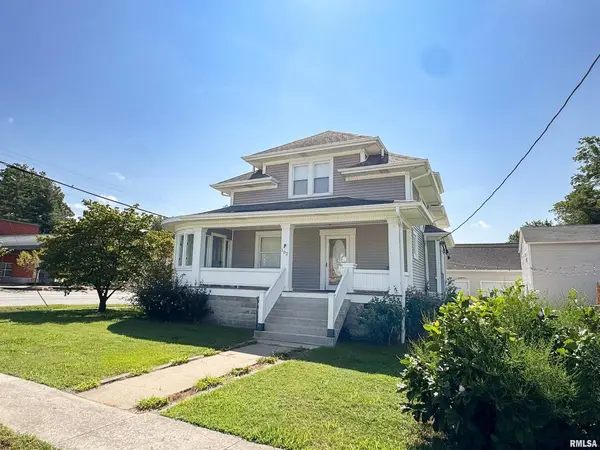 102 SE FRONT ST, Dongola, IL 62926