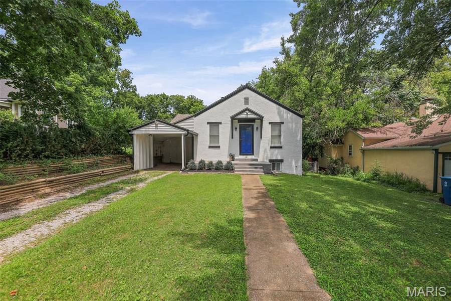 118 Hazel AVE, Belleville, IL 62223