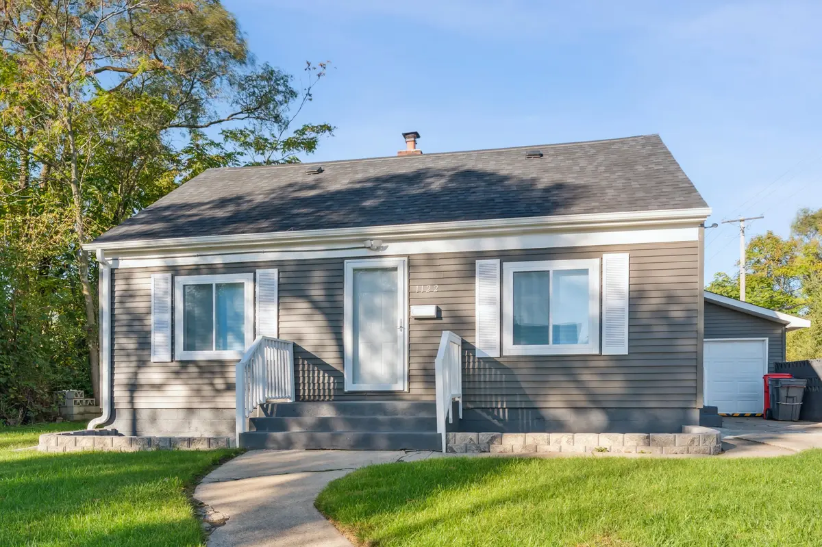 1122 Bigger ST, Gary, IN 46404