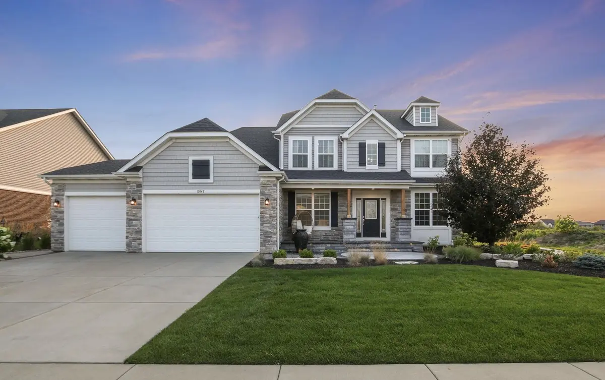 10148 Sentry DR, St. John, IN 46373