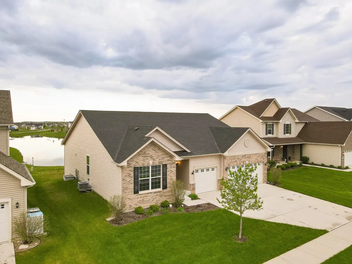 10122 W 144th CT, Cedar Lake, IN 46303