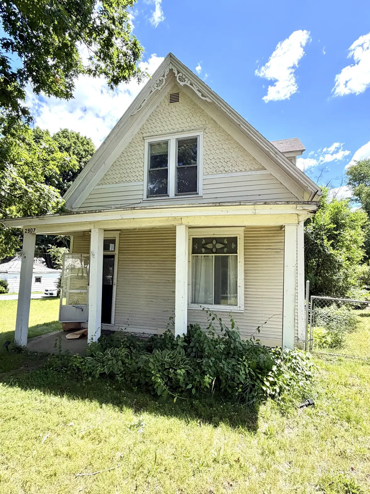 2907 Union ST, Hobart, IN 46342