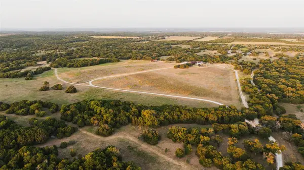 1147 County Road 1110 RD, Meridian, TX 76665