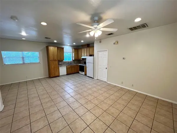 5403 Evans Ave #B, Austin, TX 78751