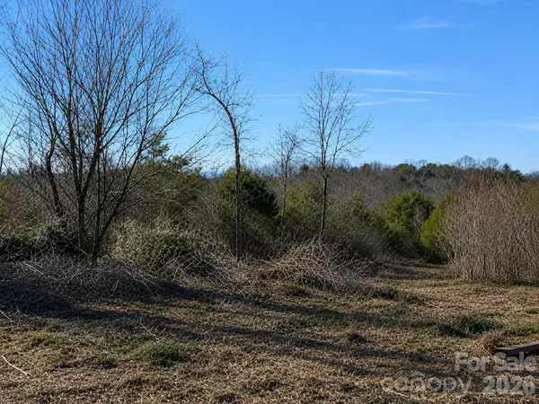 1981 Jamestown RD, Morganton, NC 28655