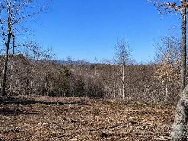 1981 Jamestown RD, Morganton, NC 28655
