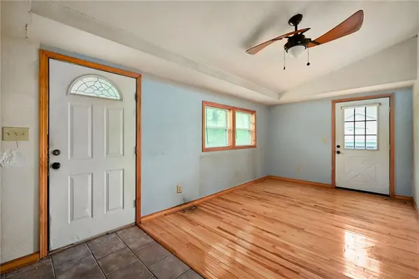 161 T ST, Lake Lotawana, MO 64086