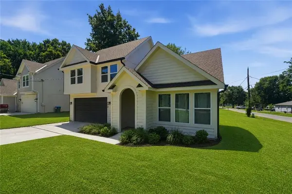 413 W Walnut ST, Cleveland, MO 64734