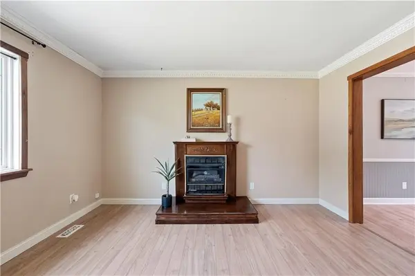 300 East Mason ST, La Monte, MO 65337