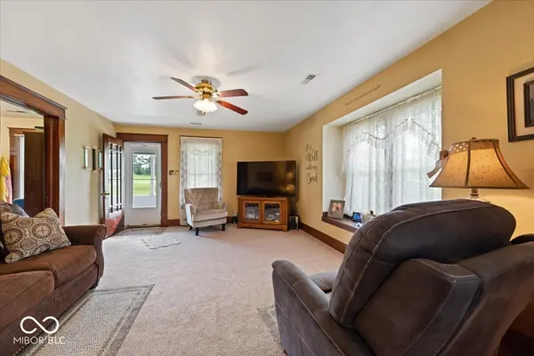 7161 State Road 158, Bedford, IN 47421