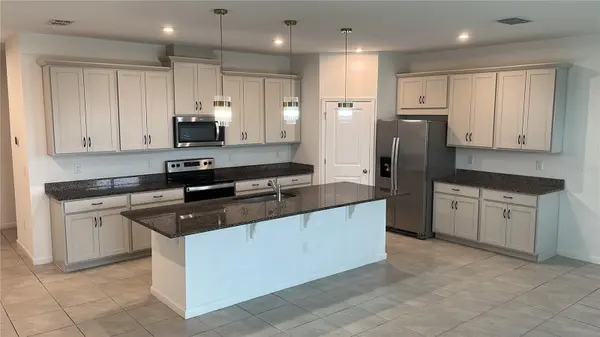1194 BOARDWALK PL, Kissimmee, FL 34747