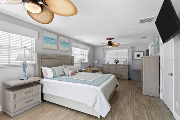 3142 W VINA DEL MAR BLVD, St Pete Beach, FL, 33706 photo 17