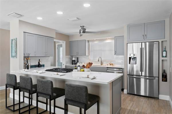 3142 W VINA DEL MAR BLVD, St Pete Beach, FL, 33706 photo 12