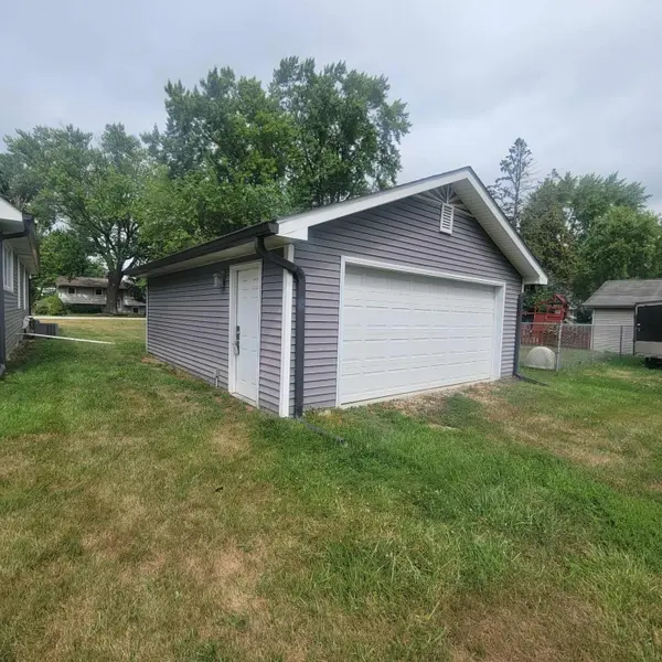 2863 Vanderburg ST, Lake Station, IN 46405