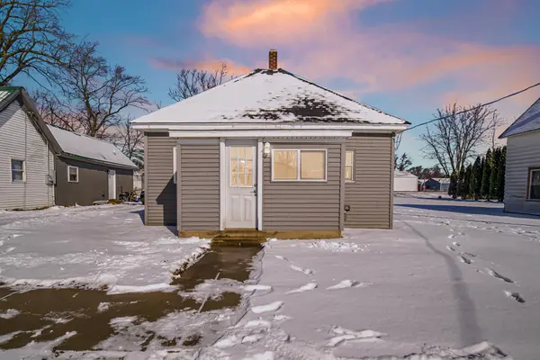 426 E Vine ST, Rensselaer, IN 47978