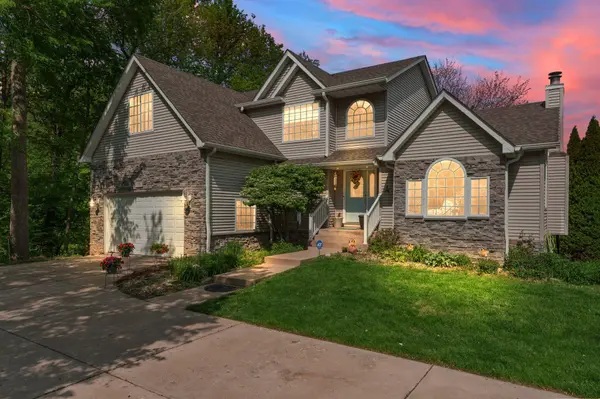 378 Lake Vista CT, Porter, IN 46304