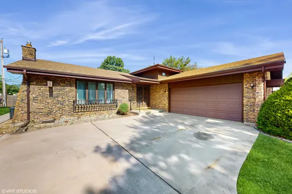 6380 Ellsworth PL, Merrillville, IN 46410